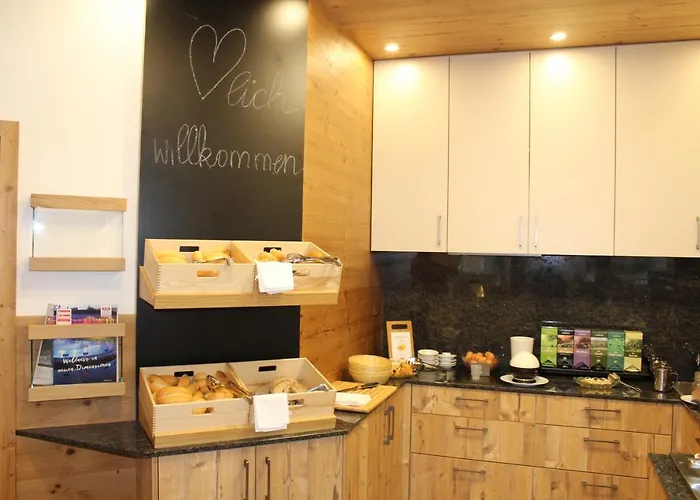 Gastwirtschaft Hold فندق 3*